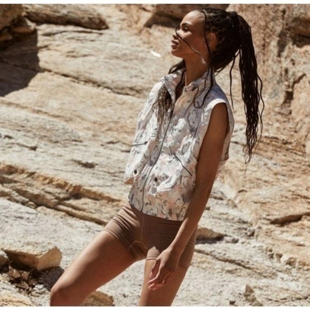 Free People Ivory Floral Utility Vest L • Gorpcore Festival Multi-Pocket Cargo